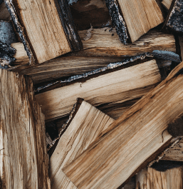 How to Build the Perfect Campfire and Make S’mores This Summer